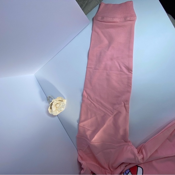 Vera Bradley Hello Kitty Colab Pink Sweatshirt long sleeve Tee - Picture 9 of 13